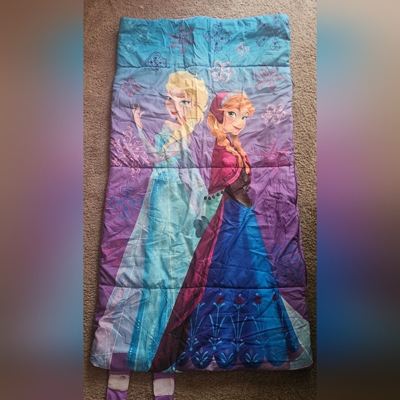 Disney Frozen Purple and Blue SLEEPING BAG - Picture 1 of 7